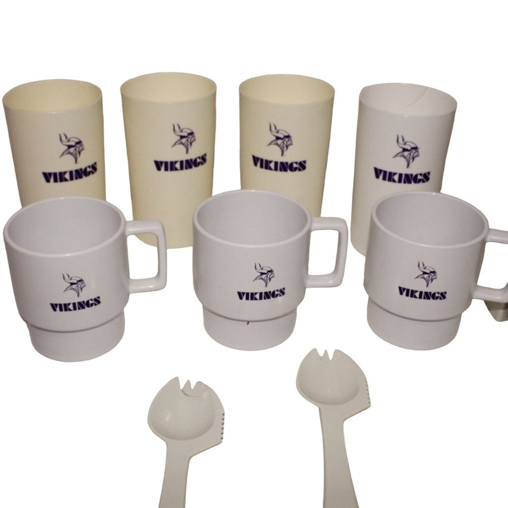 Vintage Minnesota Vikings Tailgate Snack Tray Set Utensils Purple Picnic Case - Picture 8 of 11